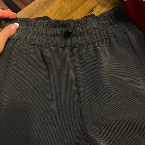 BRAND NEW WORN ONCE!!!!!!! lululemon ribbed softstreme pant
o - Picture 6 of 8